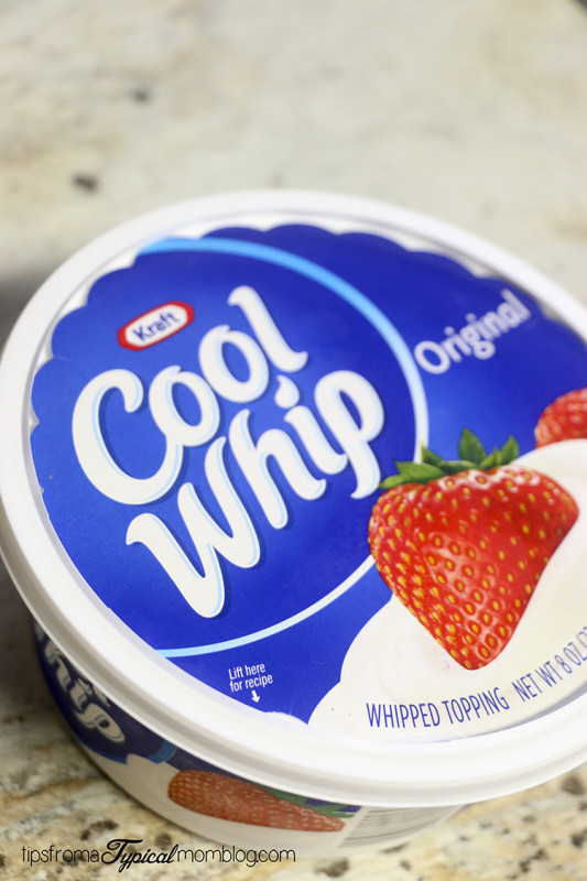 Cool Whip Mini Cheesecake Fruit Topped Pizzas for Kids