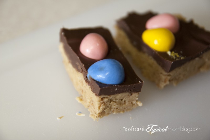 Reese's Pieces Easter Egg No Bake Peanut Butter Bars