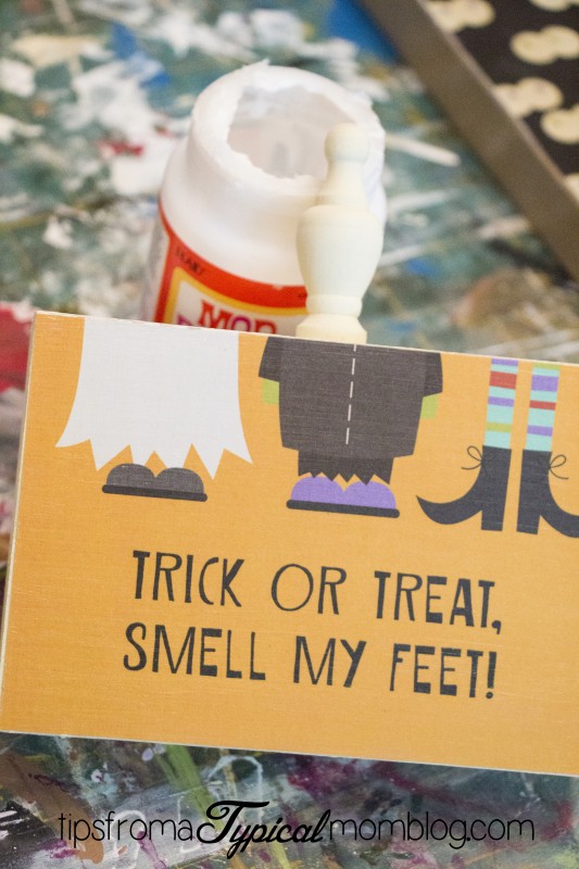 DIY Halloween Thanksgiving Reversible Plaque