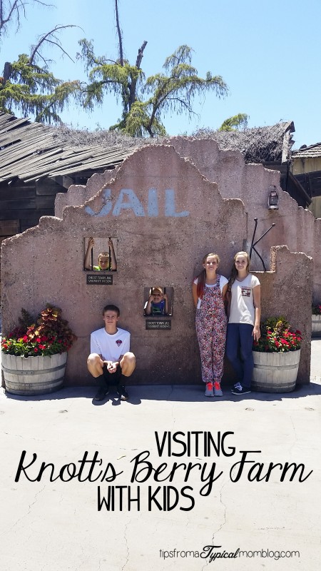 Visiting Knotts Berry Farm with Kids