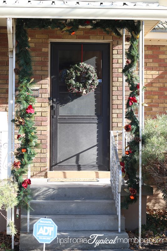 10 Creative Ways to Decorate with a Garland